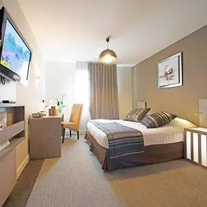 seven-urban-suites.fr-provencehotel.com/
