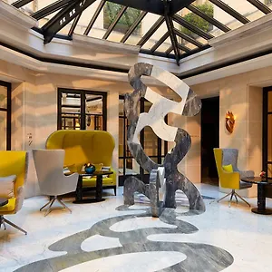 5* Otel Le Burgundy