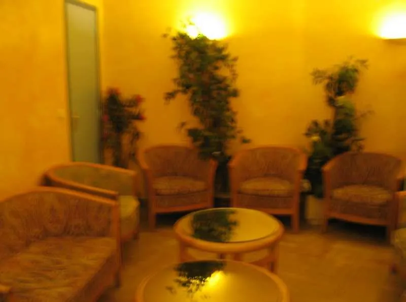 Legend Hotel Paris
