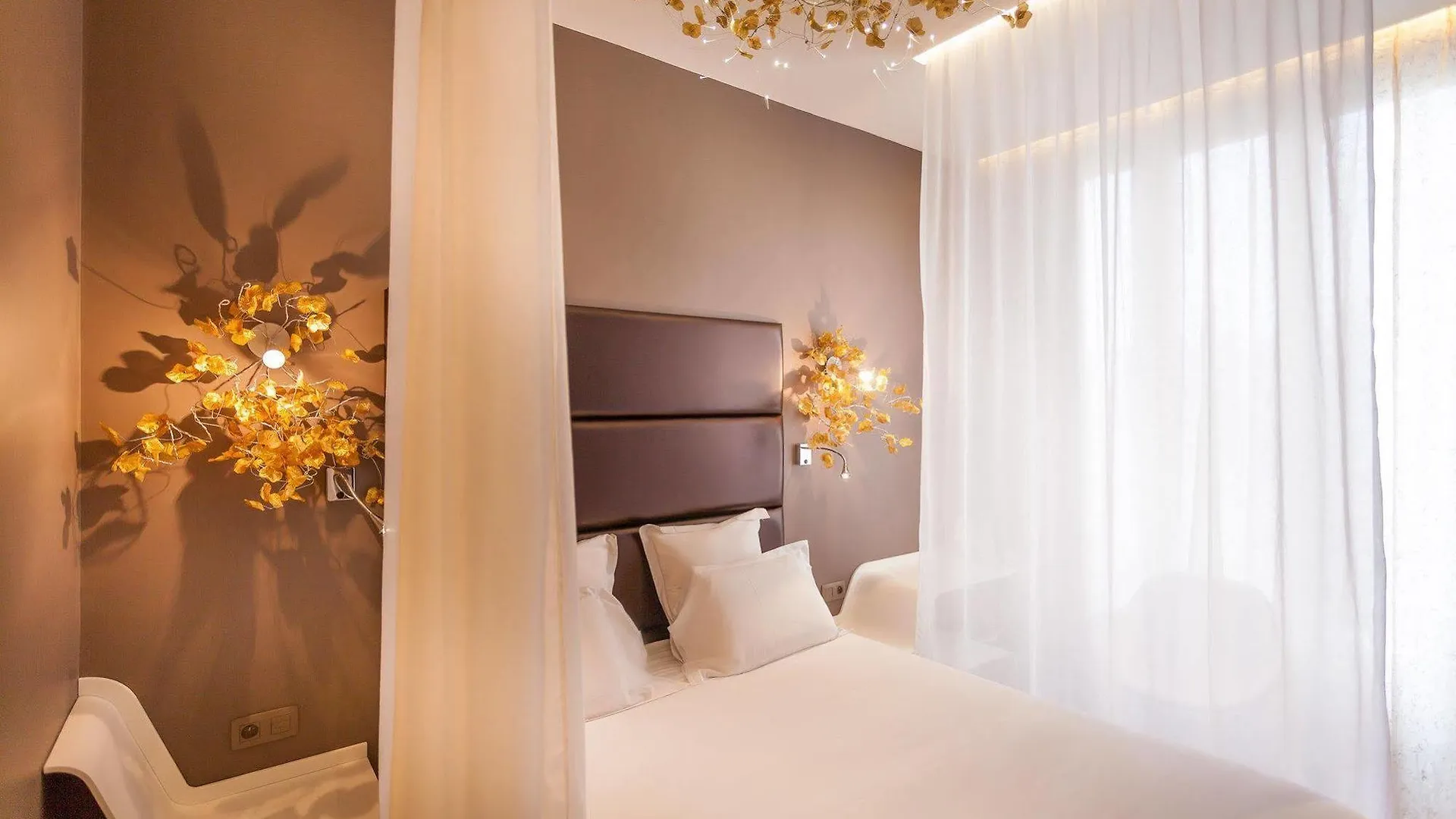 Legend Saint Germain Hôtel by Elegancia Paris