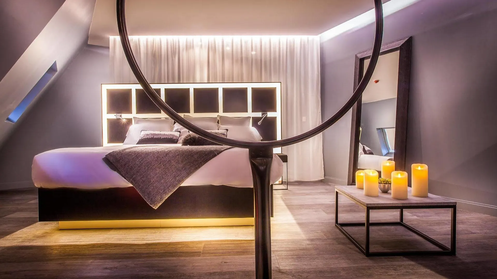 Legend Hotel Paris